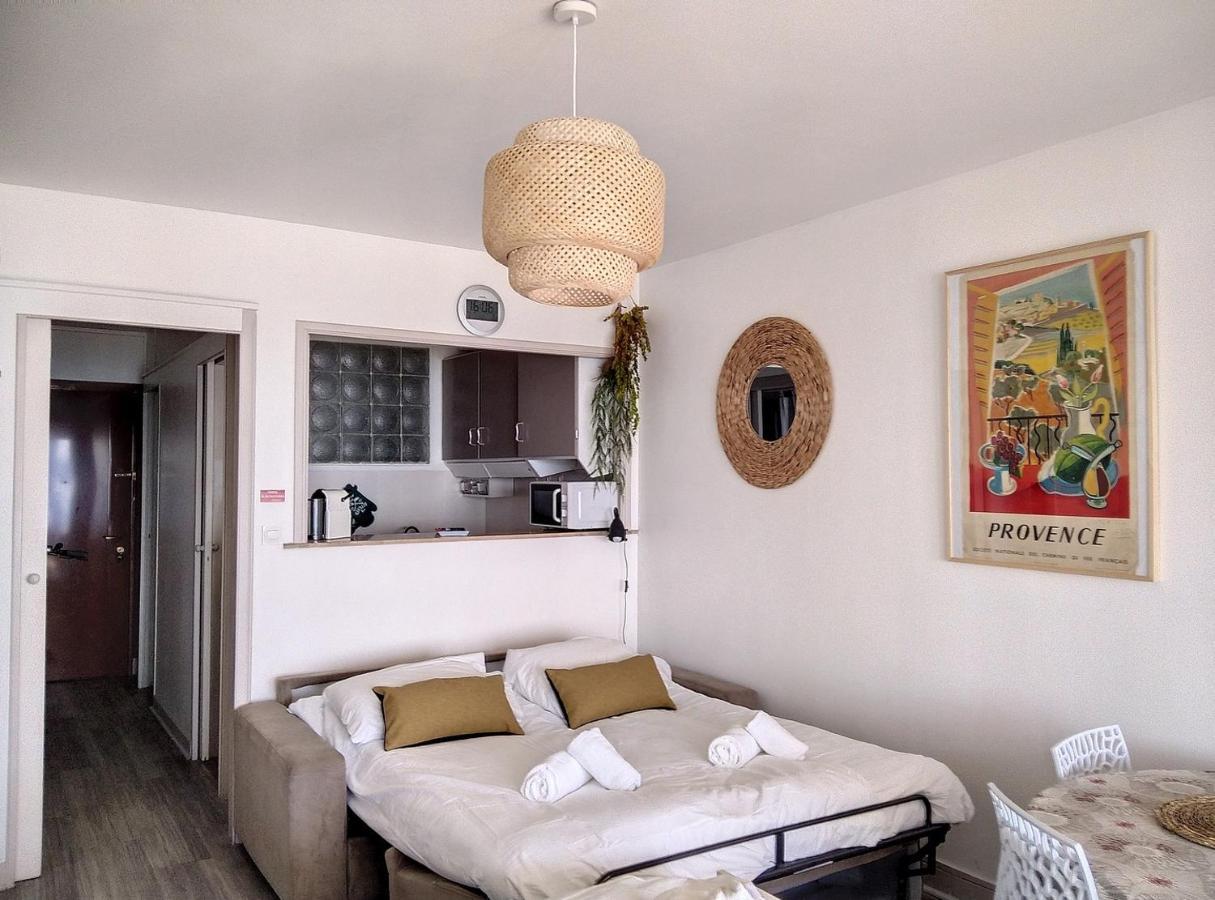 Constellation Apartment Juan-les-Pins Bagian luar foto