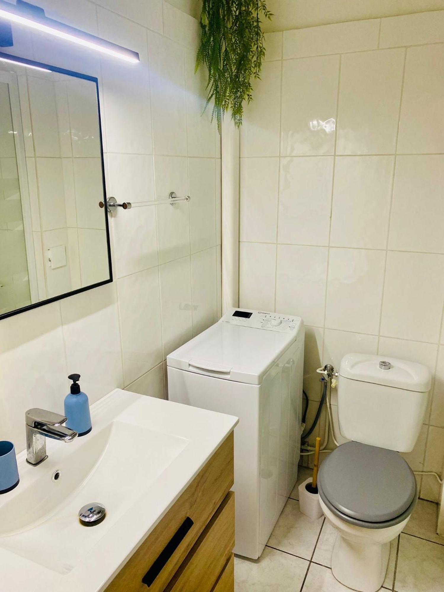 Constellation Apartment Juan-les-Pins Bagian luar foto